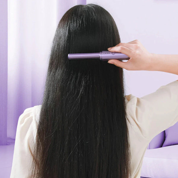 StraightenPro™ Quick Frizz Control