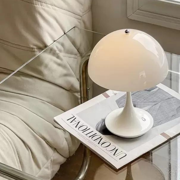 EclatéAura™ - An Enchanting Table Lamp