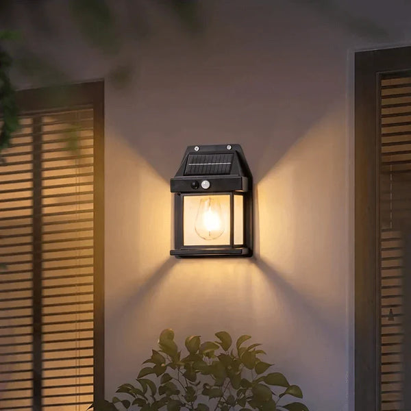 Kaliqo™ – Outdoor Wall Lantern