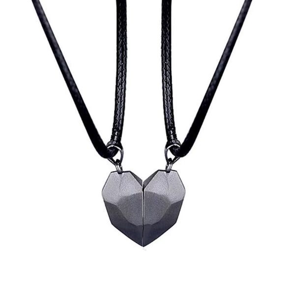 Heartbeat Necklace – Magnetic Heart Pendant