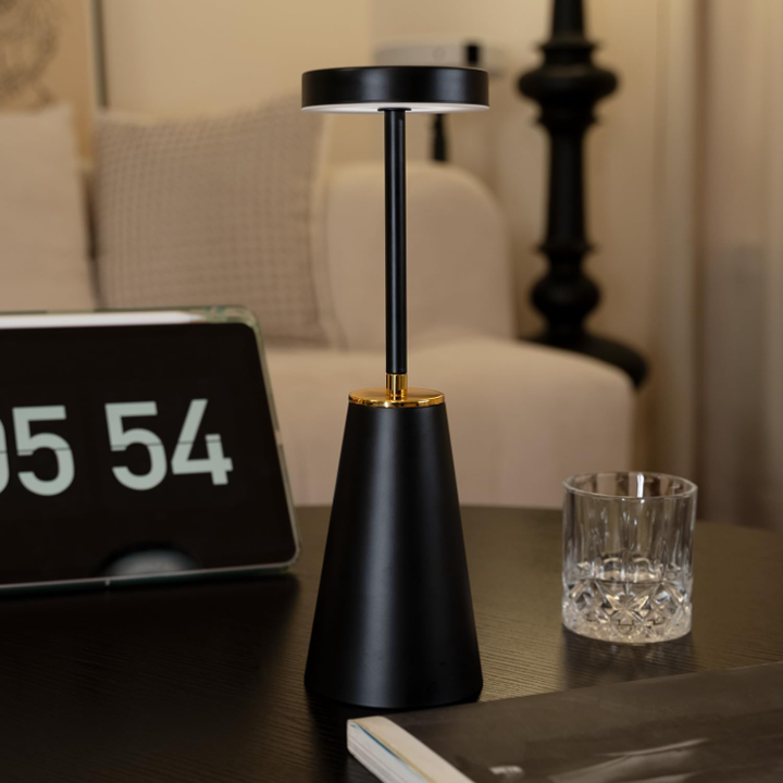 LumiFlex Cordless Table Lamp