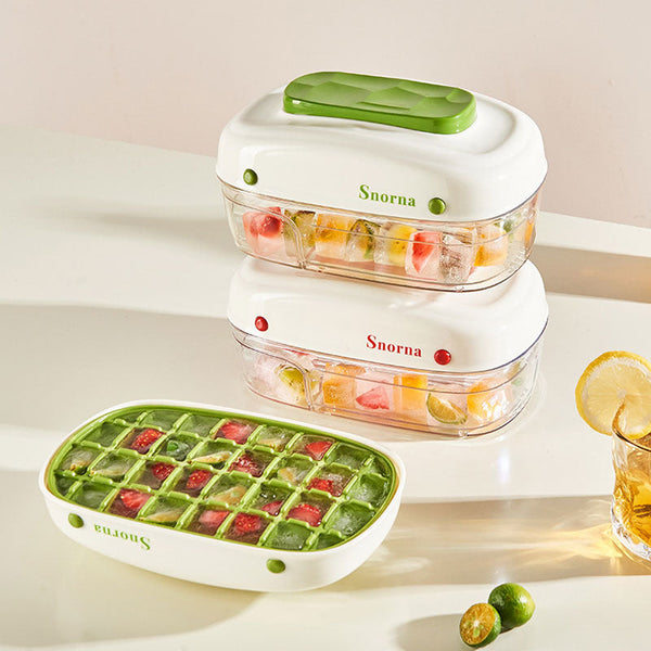 Large-Capacity Press Ice Tray: Drawer-Style Design