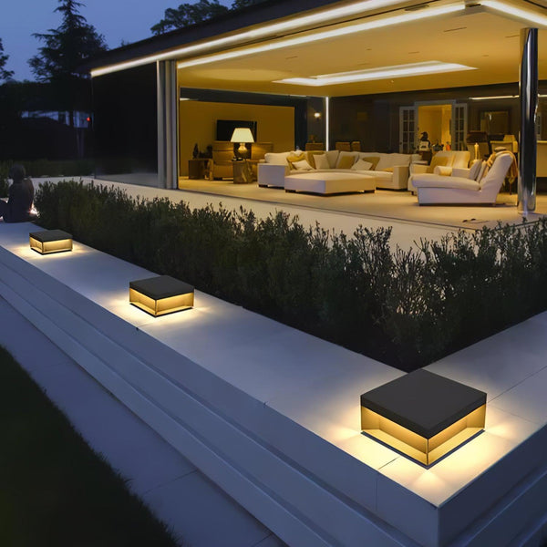 Outdoor post light with solar energy