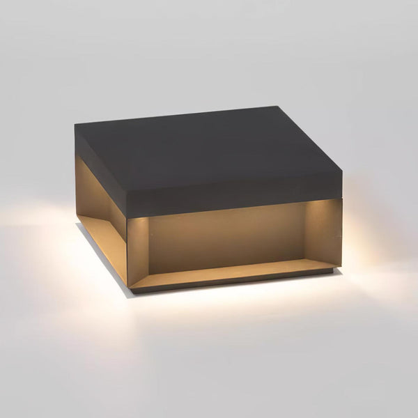Outdoor post light with solar energy