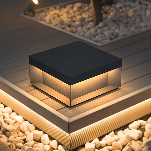 Outdoor post light with solar energy