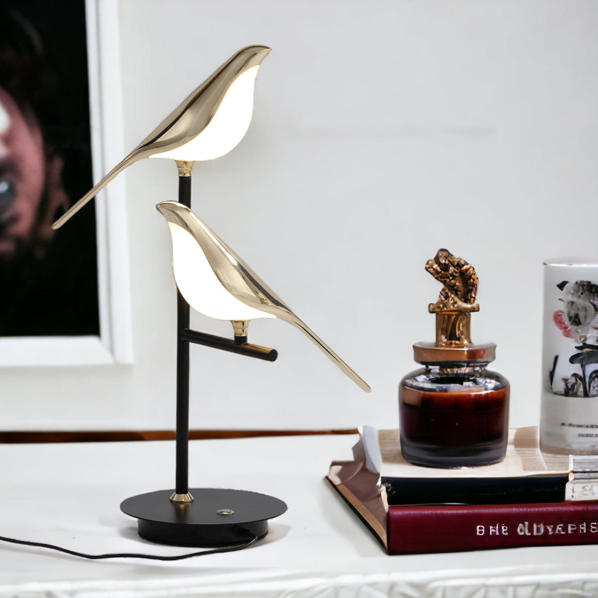 MrBird™ - LED Table Lamp