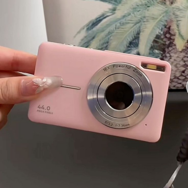 ClassicPixel™ Timeless Snapshots Anywhere