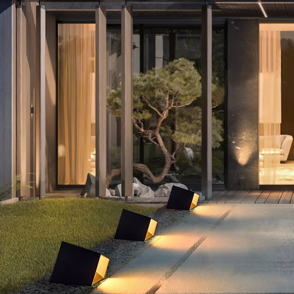 Cube Garden Solar Outdoor Light
