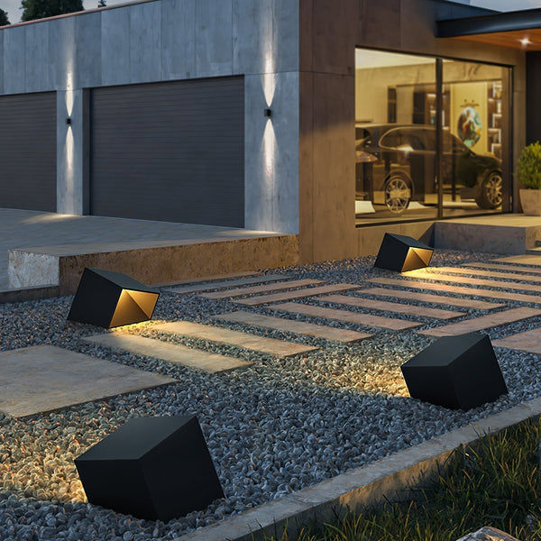 Cube Garden Solar Outdoor Light