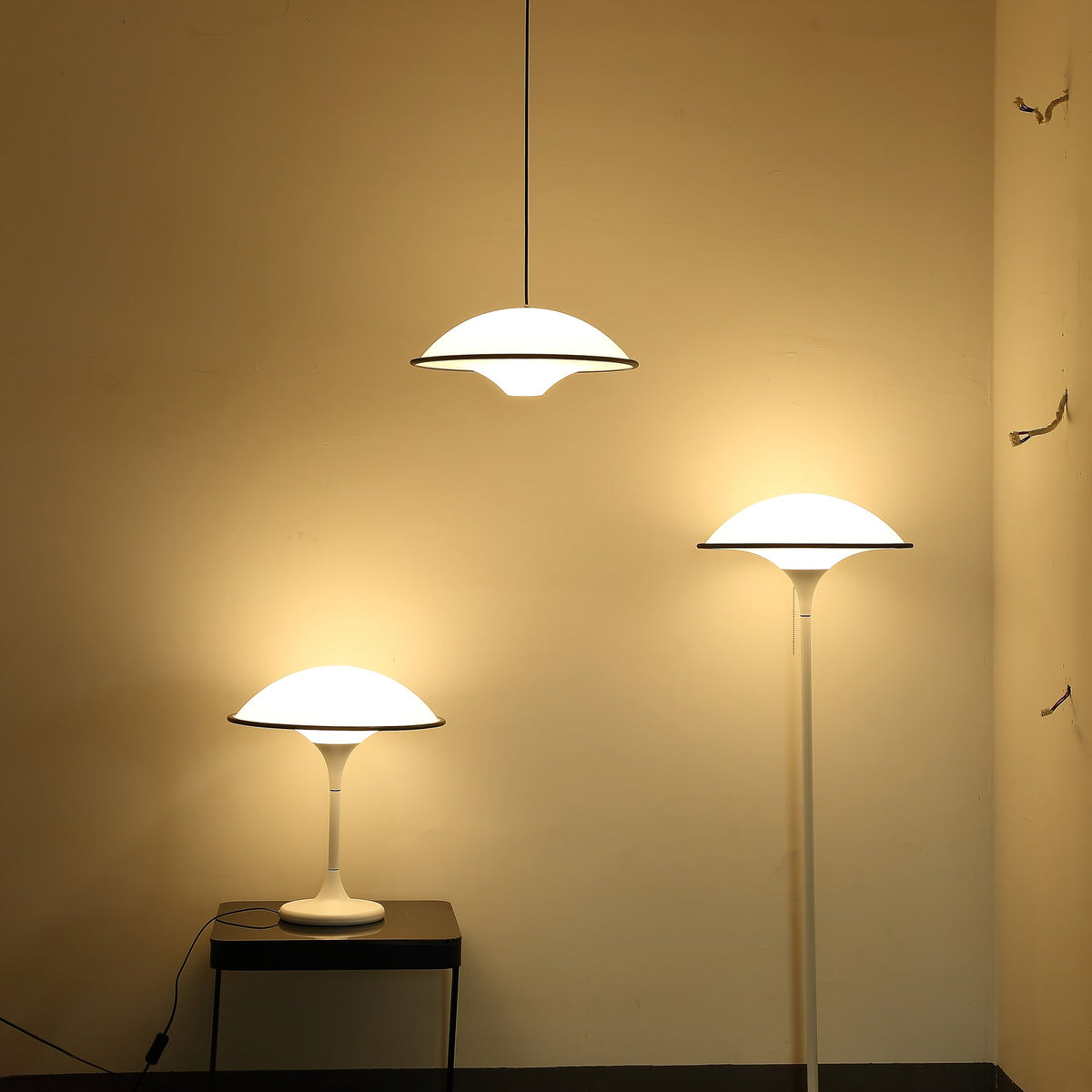 Fontana Table Lamp