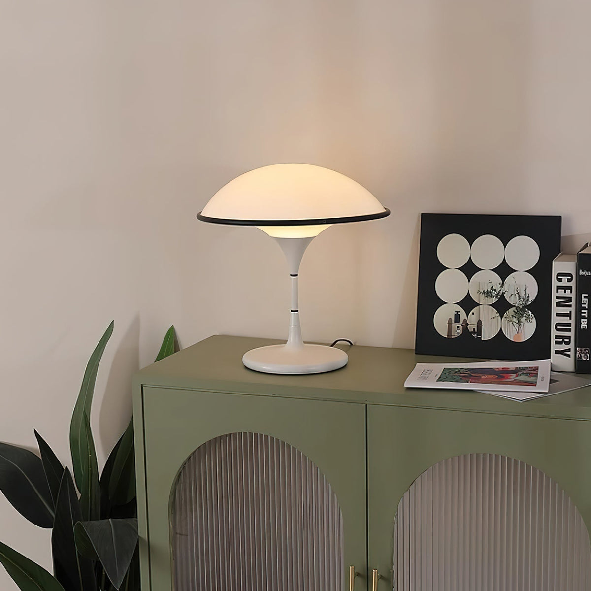 Fontana Table Lamp