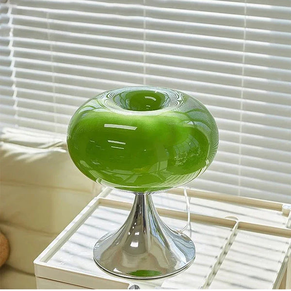 Antique Style Apple Table Lamp