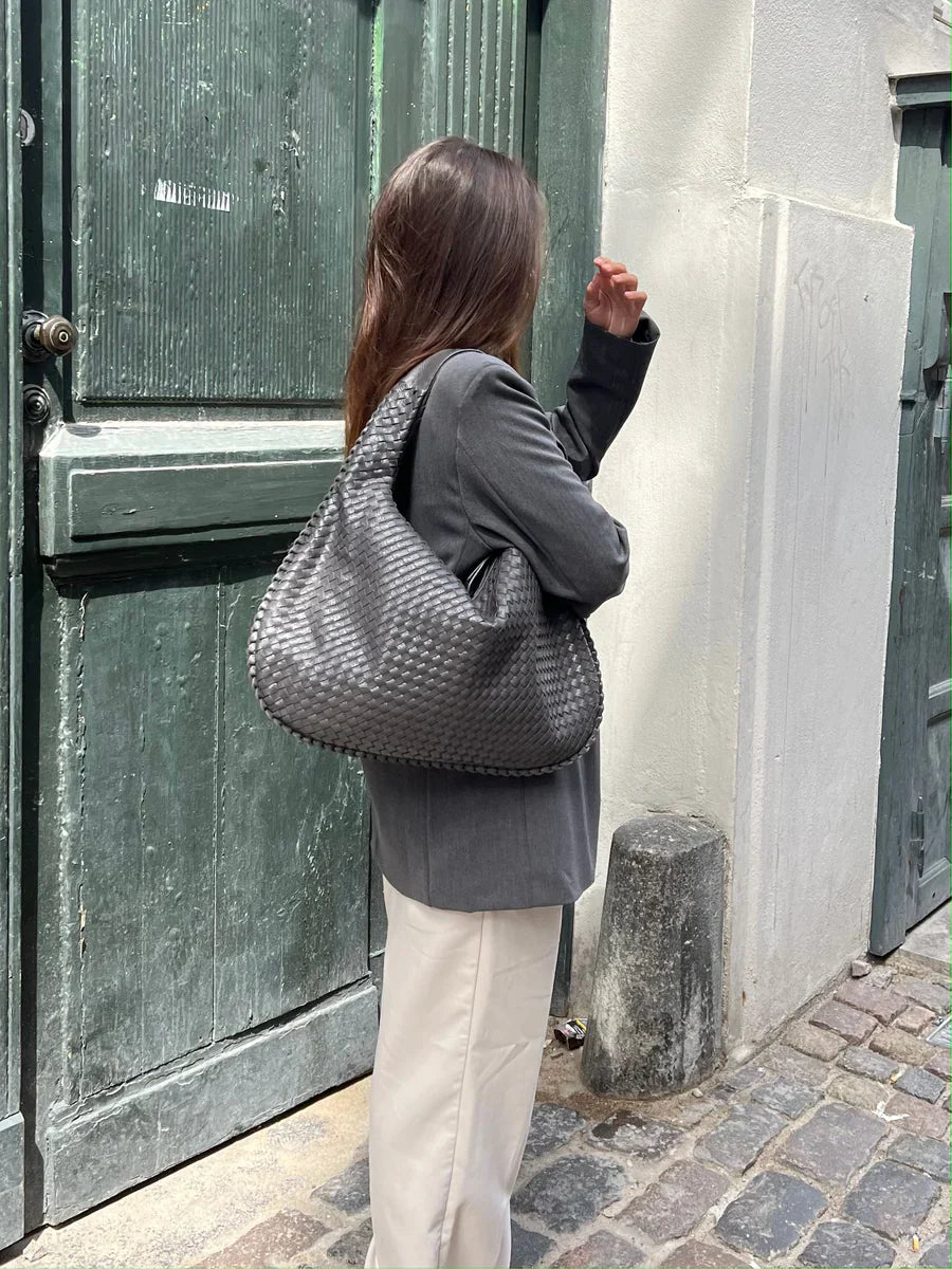 UrbanMuse™ – Style, space, and confidence in one perfect bag