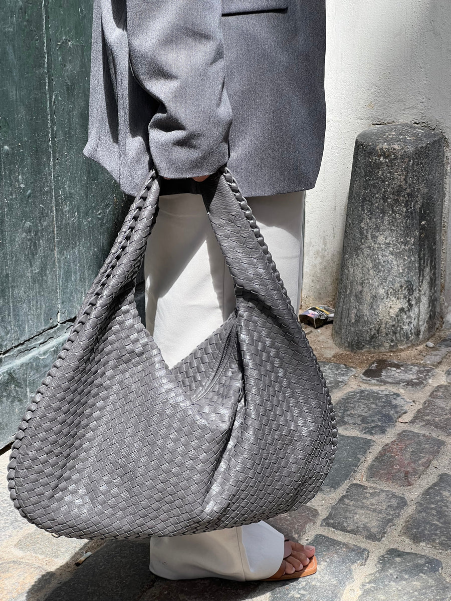 UrbanMuse™ – Style, space, and confidence in one perfect bag