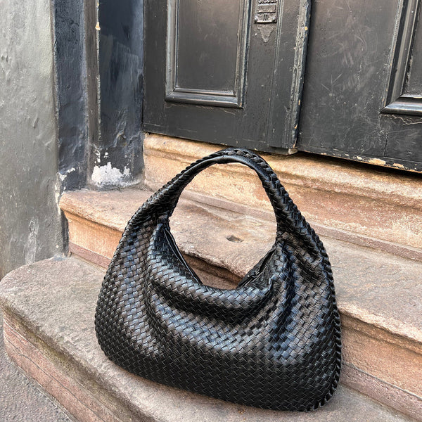 UrbanMuse™ – Style, space, and confidence in one perfect bag