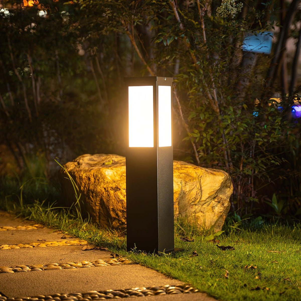 Kuzco Bollard Outdoor Light