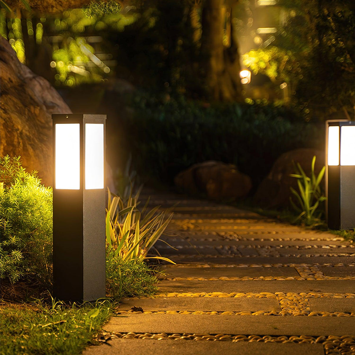 Kuzco Bollard Outdoor Light