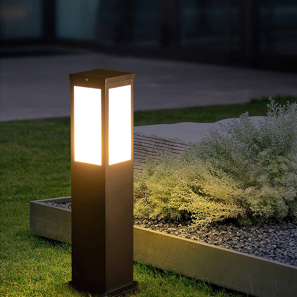 Kuzco Bollard Outdoor Light