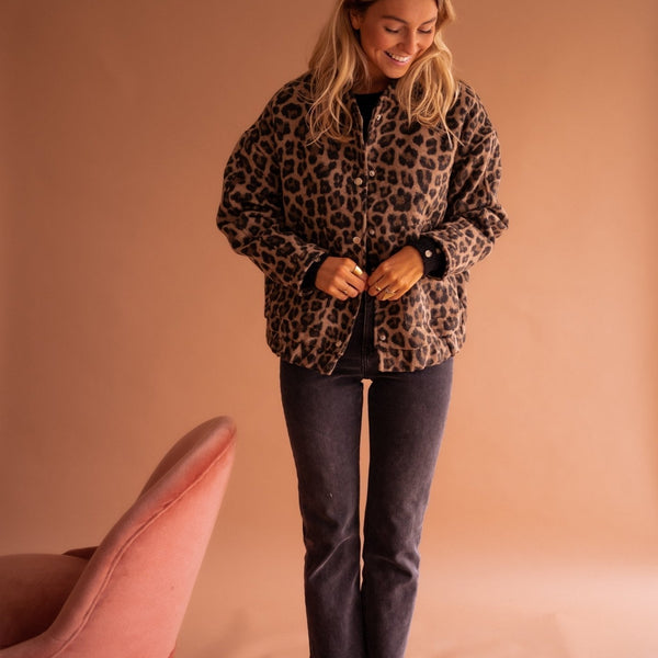Lila Women's Jacket | Lightweight Leopard Print