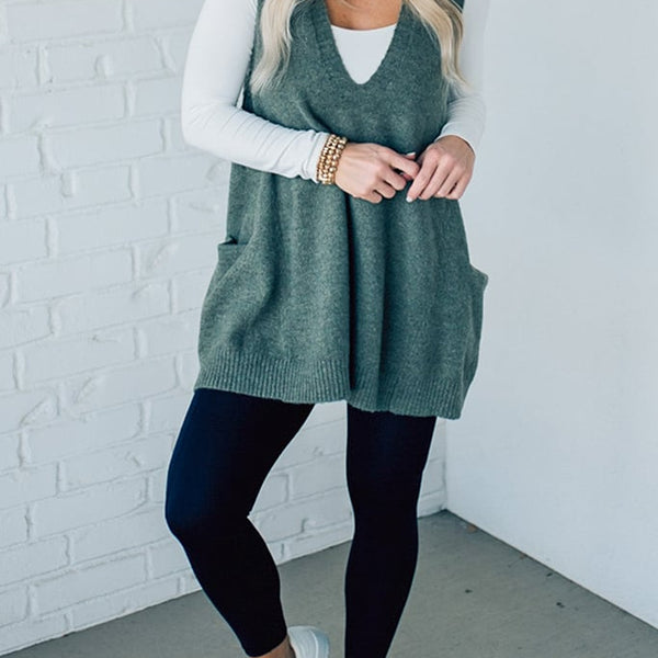 Pavo | Sweater Vest | Soft Fuzzy Texture