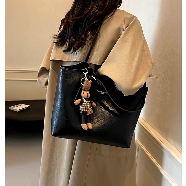 Hazel Classic Tote – Timeless and Elegant Everyday Handbag for Women