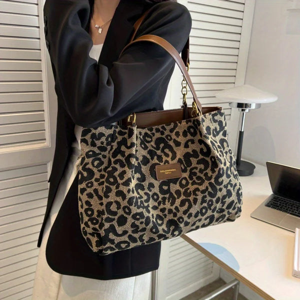 Livia Leopard Luxe Bag – Chic and Stylish Animal Print Handbag
