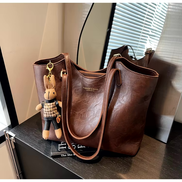 Hazel Classic Tote – Timeless and Elegant Everyday Handbag for Women