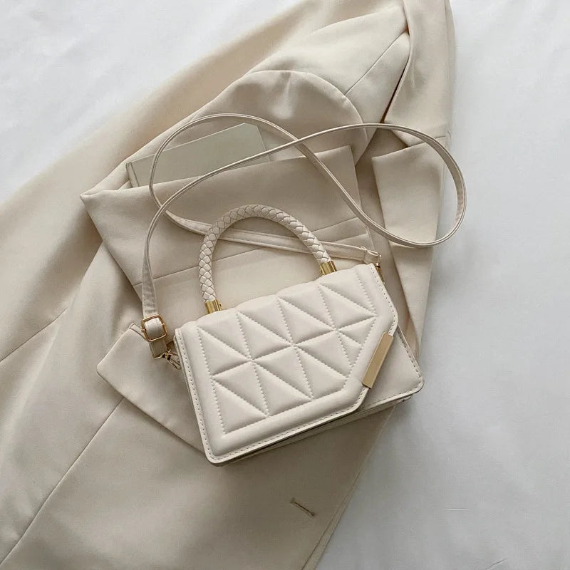 Camille Quilted Crossbody – Stylish and Trendy Shoulder Bag