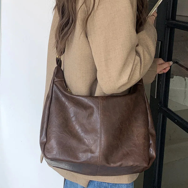 Isabelle Messenger Bag – Stylish and Functional Everyday Crossbody