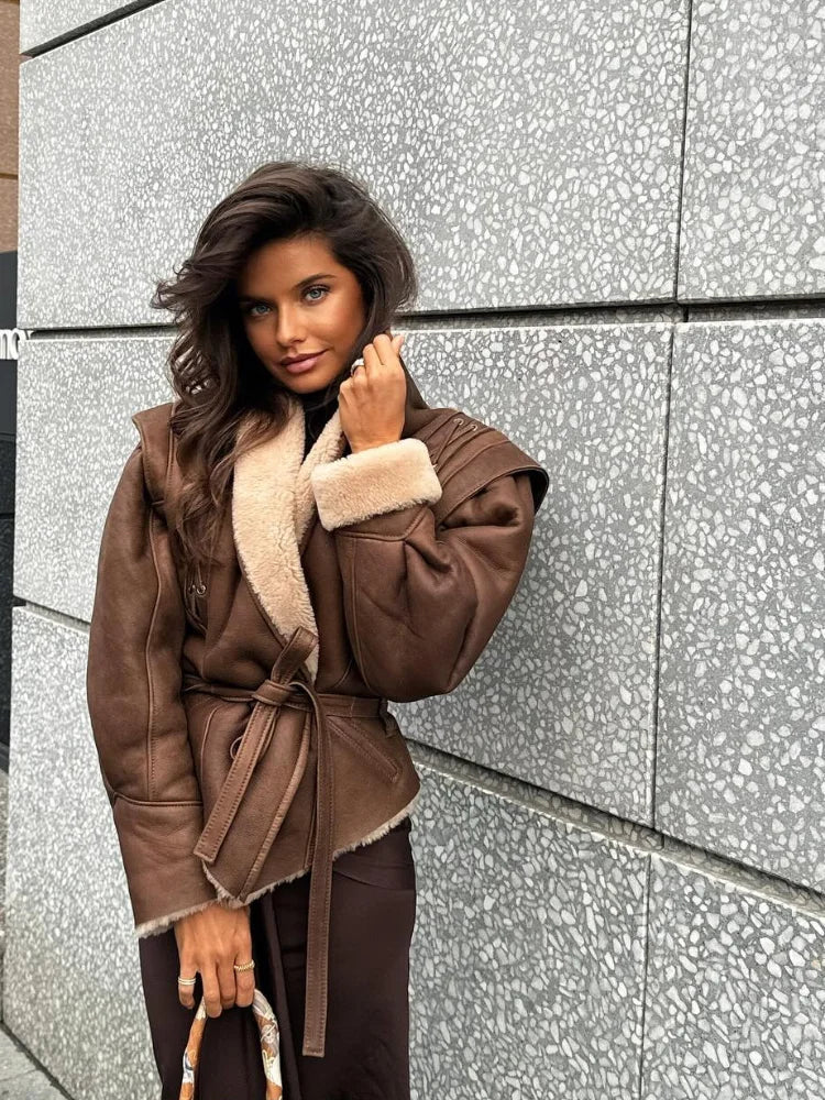 Maya Luxe Jacket – Chic and Versatile Outerwear for Any Occasion