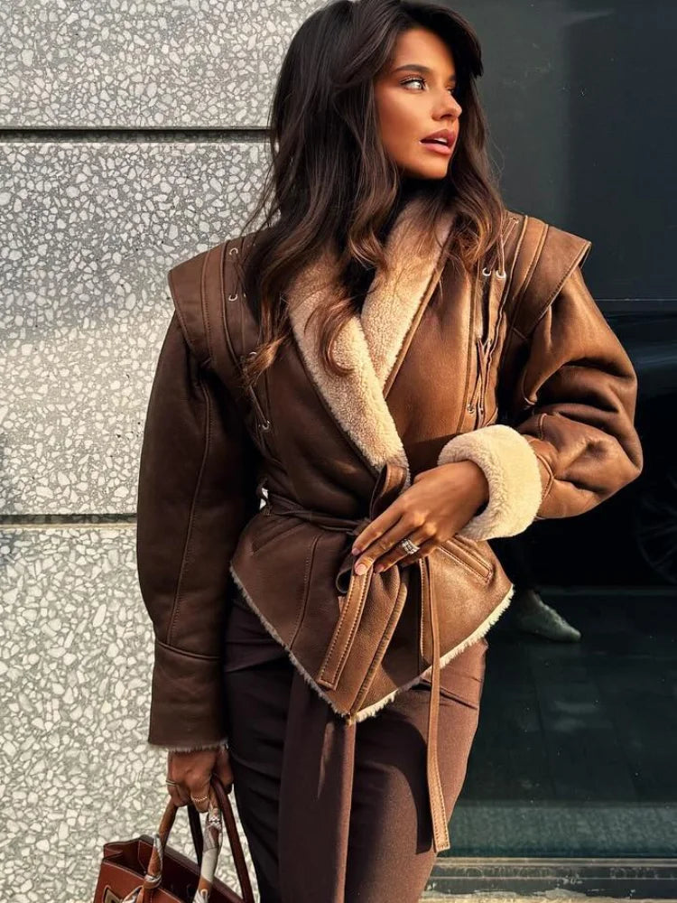Maya Luxe Jacket – Chic and Versatile Outerwear for Any Occasion