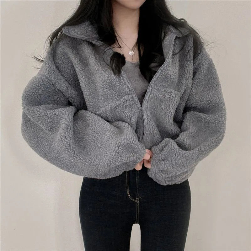 Mia Wool Jacket – Stylish and Warm Outerwear for Any Occasion