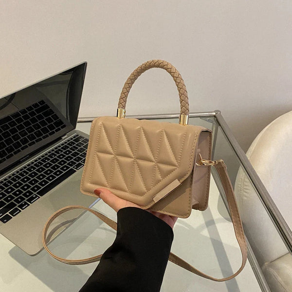 Camille Quilted Crossbody – Stylish and Trendy Shoulder Bag