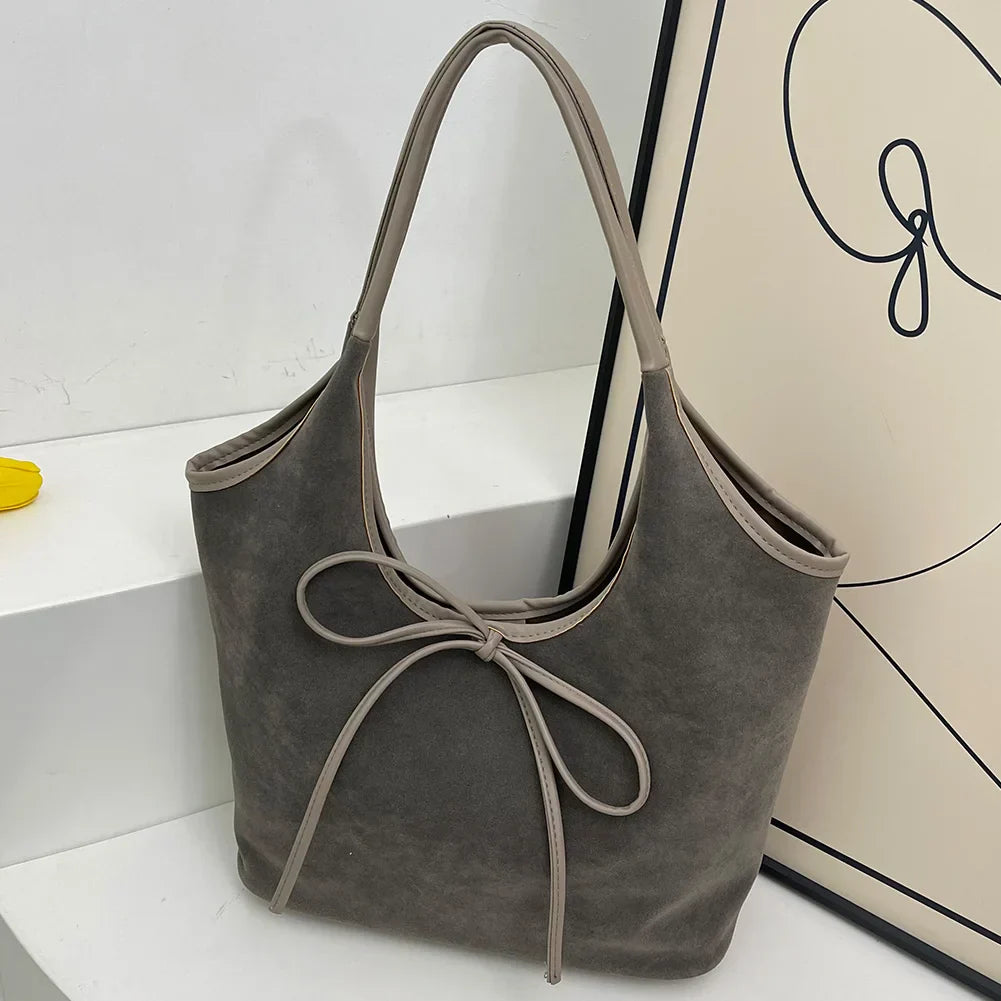 Emma Bow Bag – Elegant and Stylish Handbag with Bow Detail