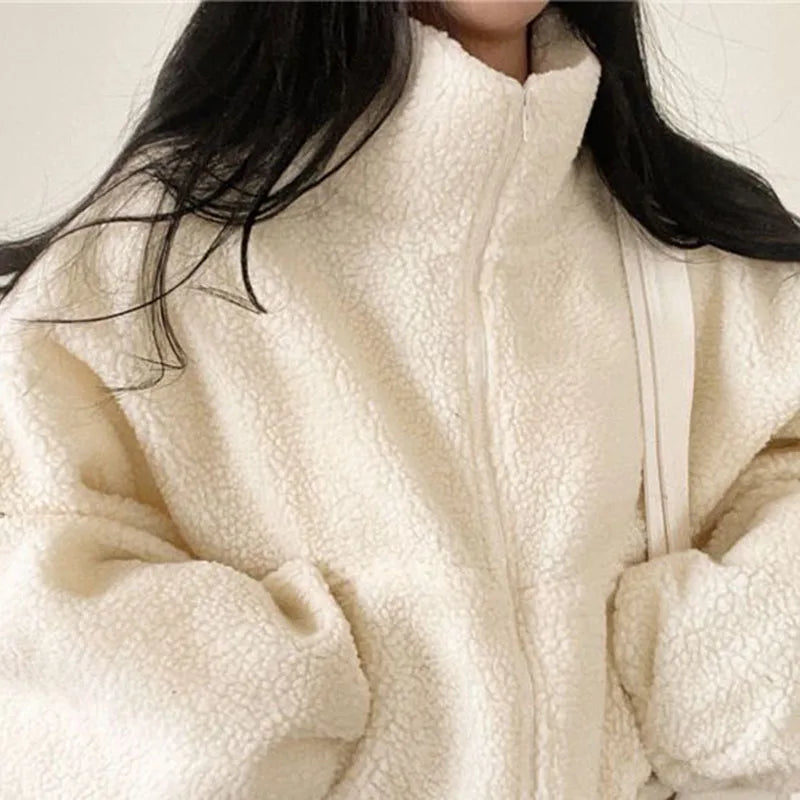 Mia Wool Jacket – Stylish and Warm Outerwear for Any Occasion