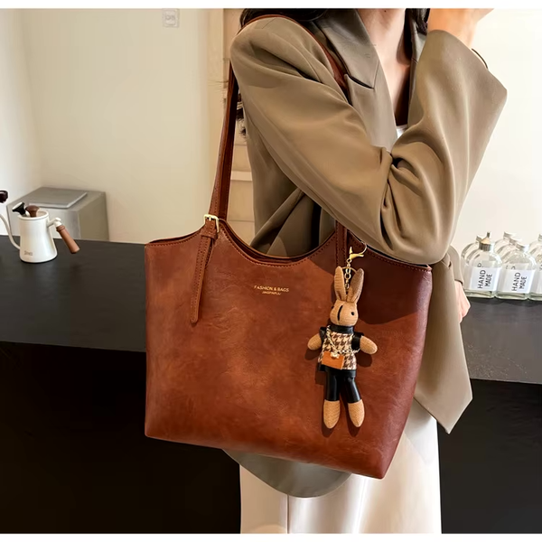 Hazel Classic Tote – Timeless and Elegant Everyday Handbag for Women