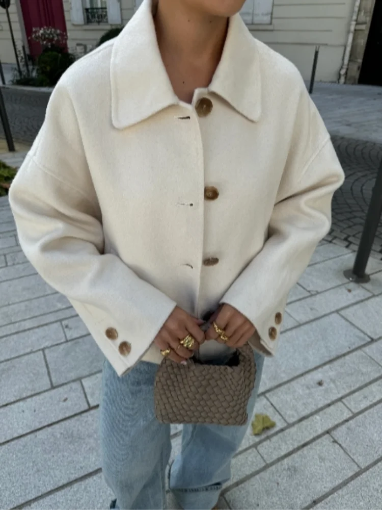 Iris Luxe Coat – Sophisticated and Stylish Outerwear for Women