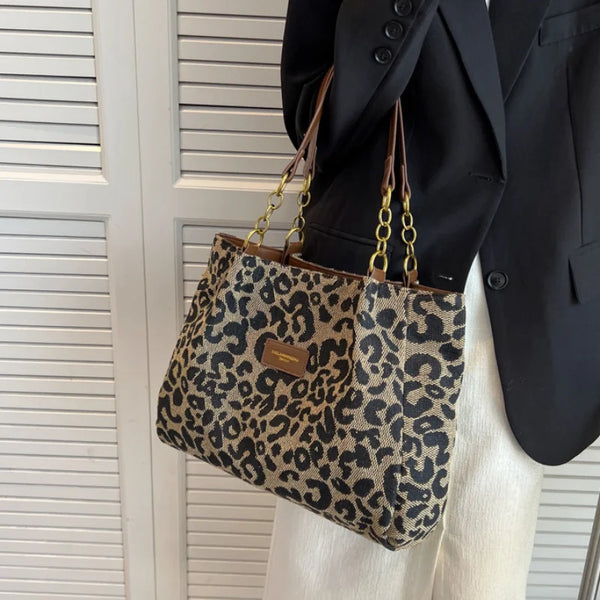 Livia Leopard Luxe Bag – Chic and Stylish Animal Print Handbag