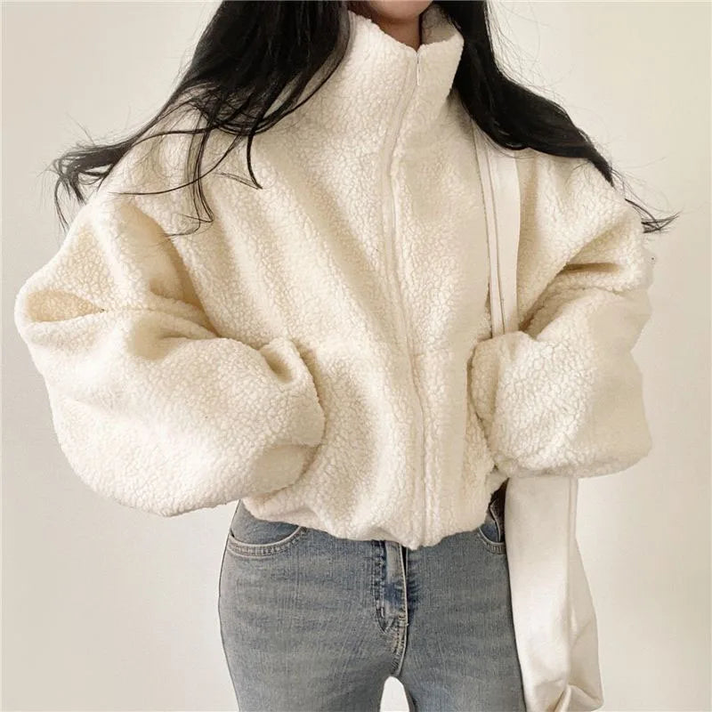 Mia Wool Jacket – Stylish and Warm Outerwear for Any Occasion
