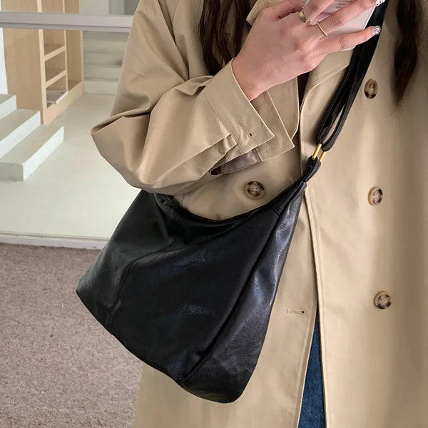 Isabelle Messenger Bag – Stylish and Functional Everyday Crossbody