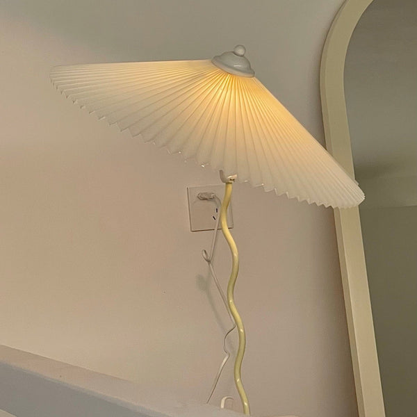 Squiggle Table Lamp