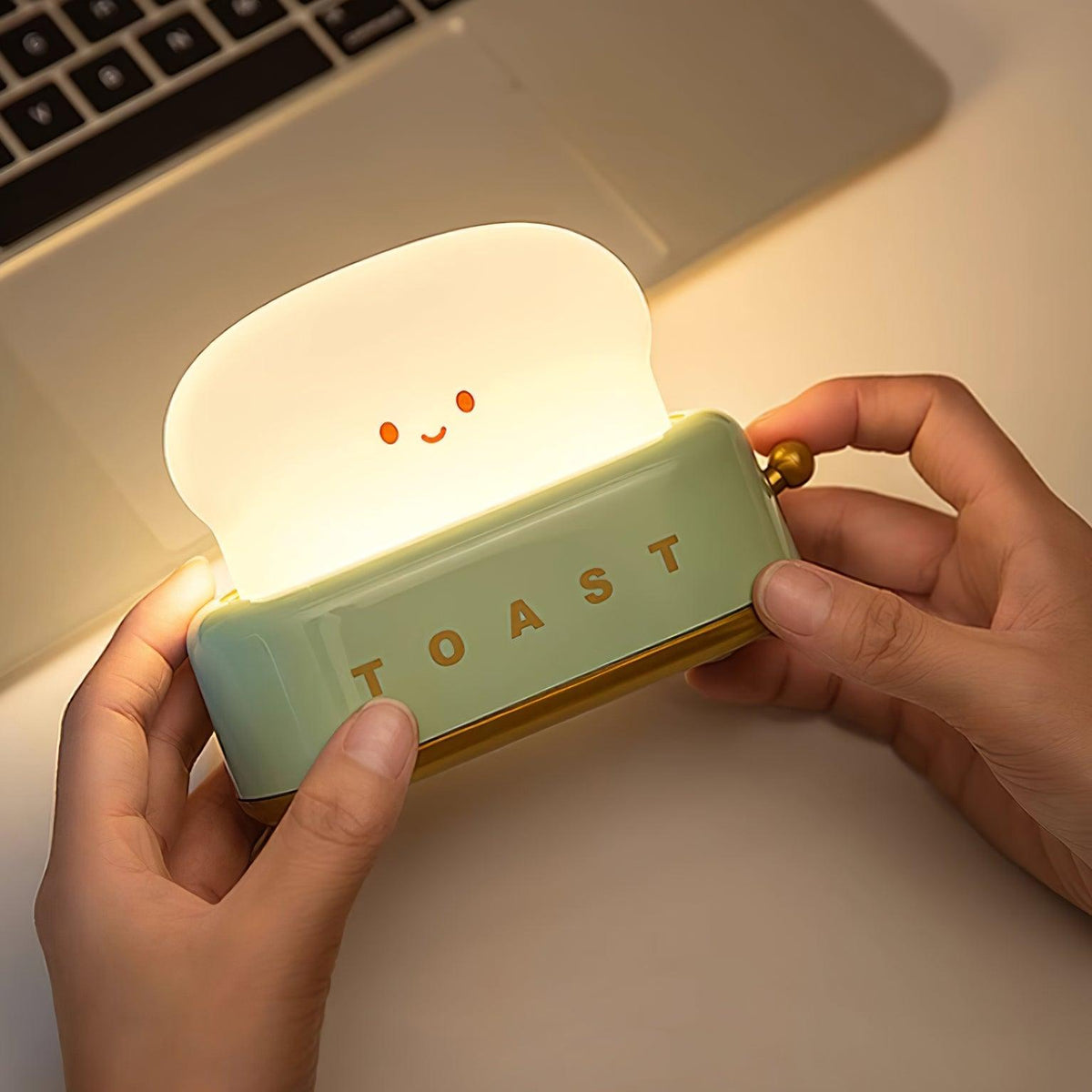 Toaster Design Table Lamp (built-in battery)