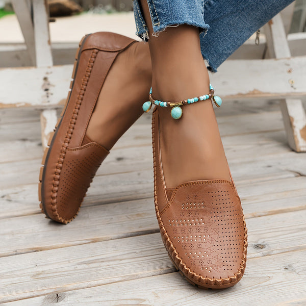 Vintellea™ – Elegant Women's Loafer with Retro Perforation