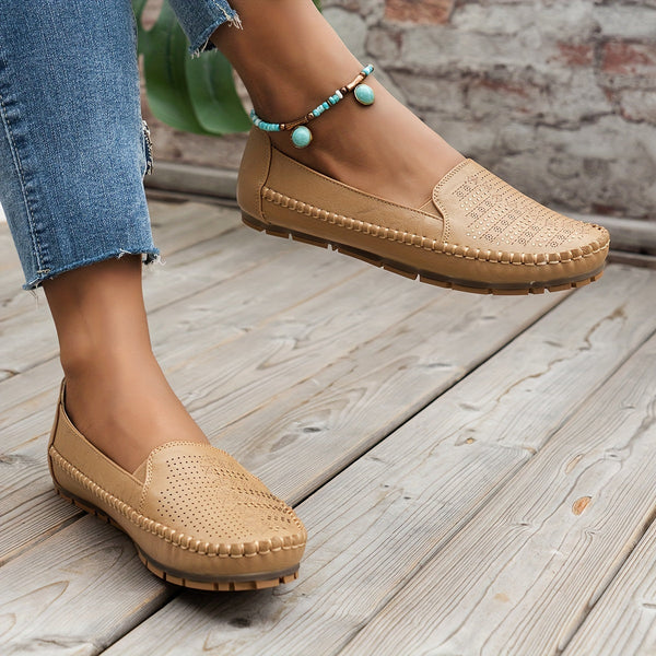 Vintellea™ – Elegant Women's Loafer with Retro Perforation