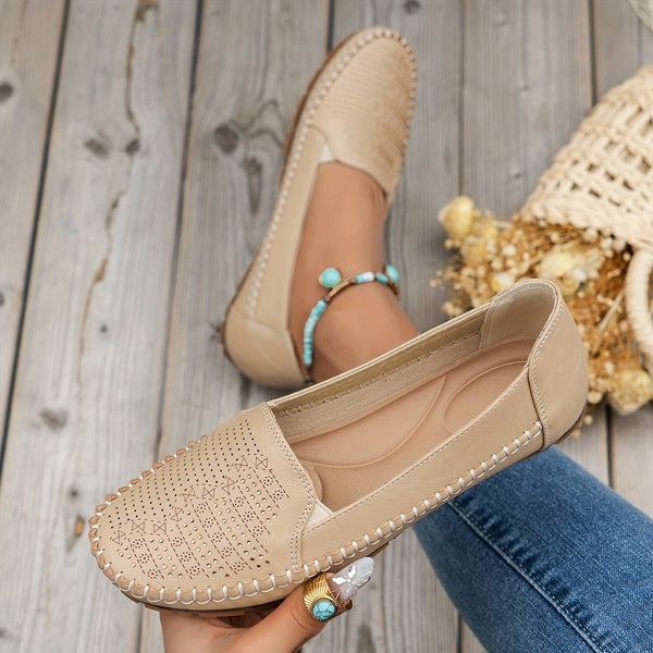Vintellea™ – Elegant Women's Loafer with Retro Perforation