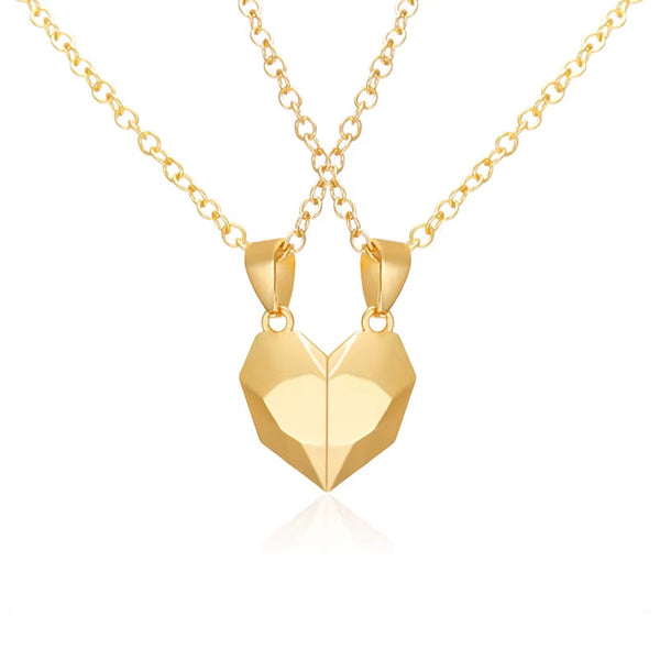 Heartbeat Necklace – Magnetic Heart Pendant