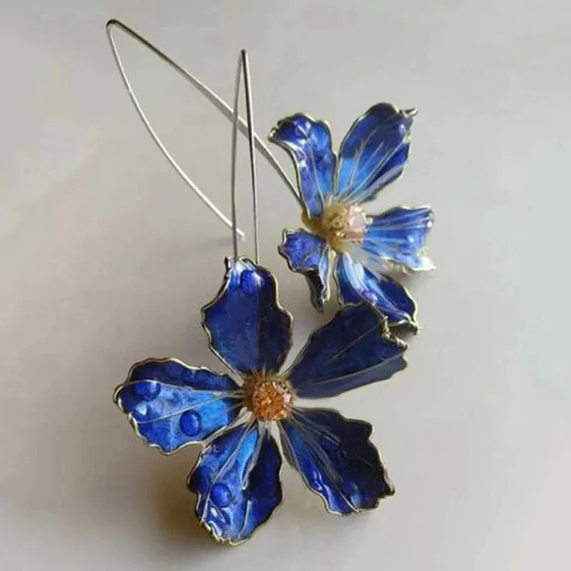Veloura™ | Bloom with Every Wear