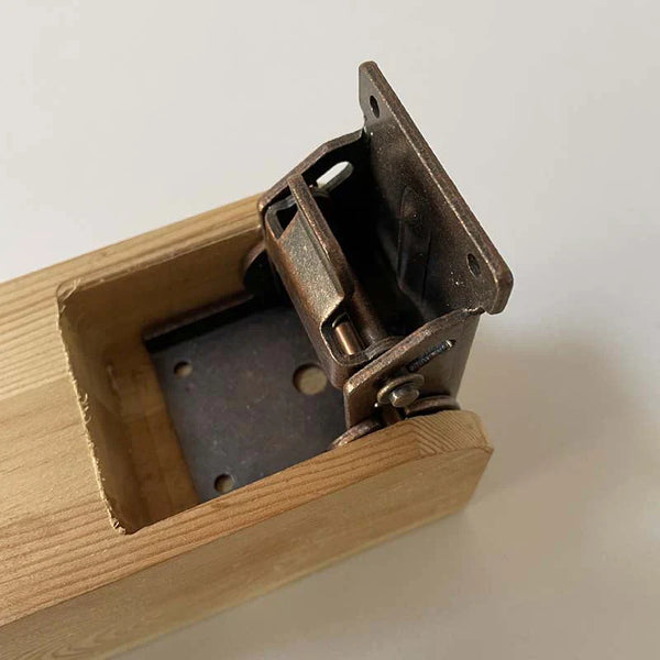 HingeLock™ Secure Lock Mechanism