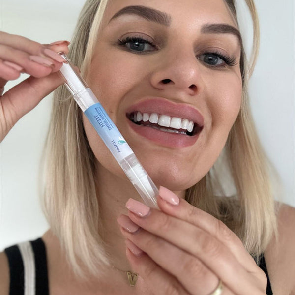 1+1 Free l Brightening Essence™ - Let your smile shine effortlessly!